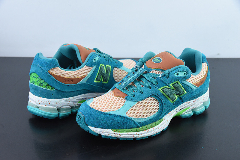 new balance sneaker