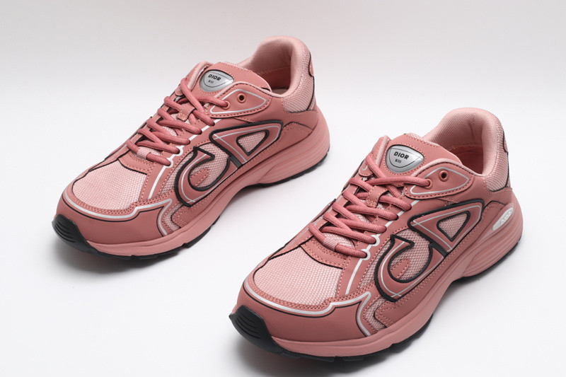dio* sneaker