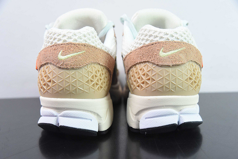 nike air zoom vomero 5