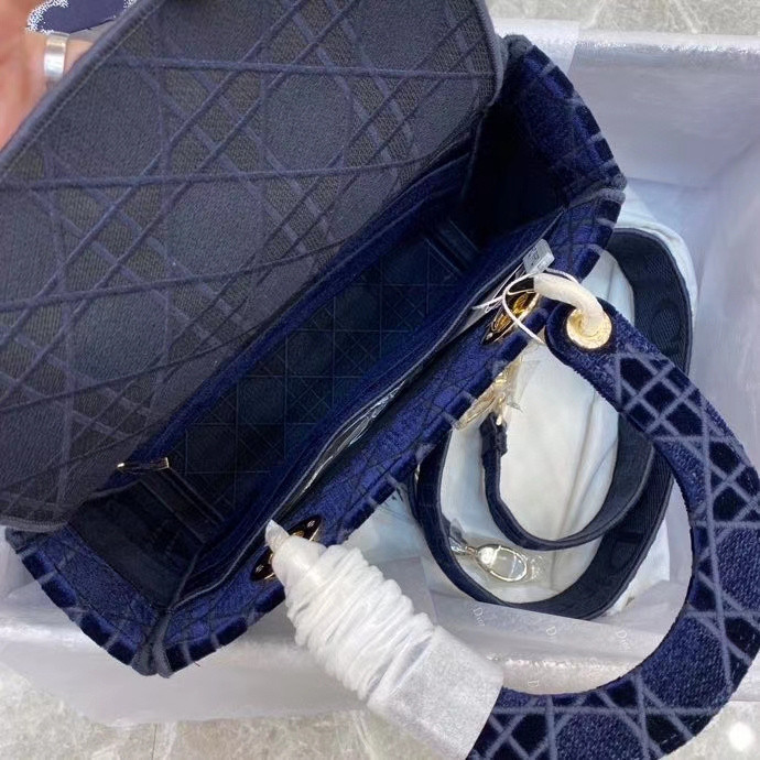 D10r bag