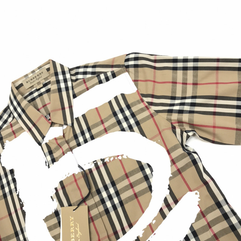 B**rry clothes