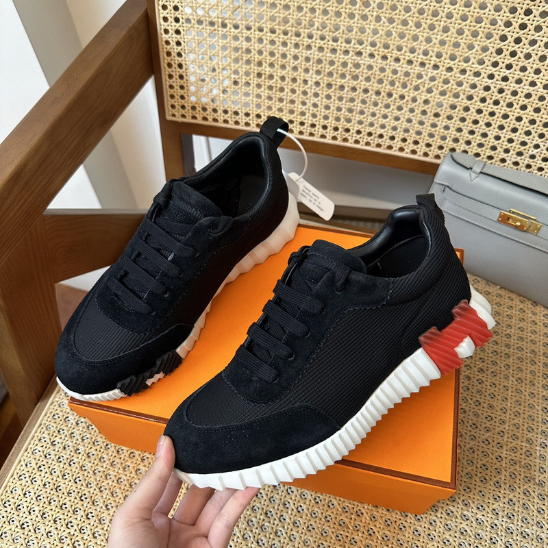 H**mes sneaker