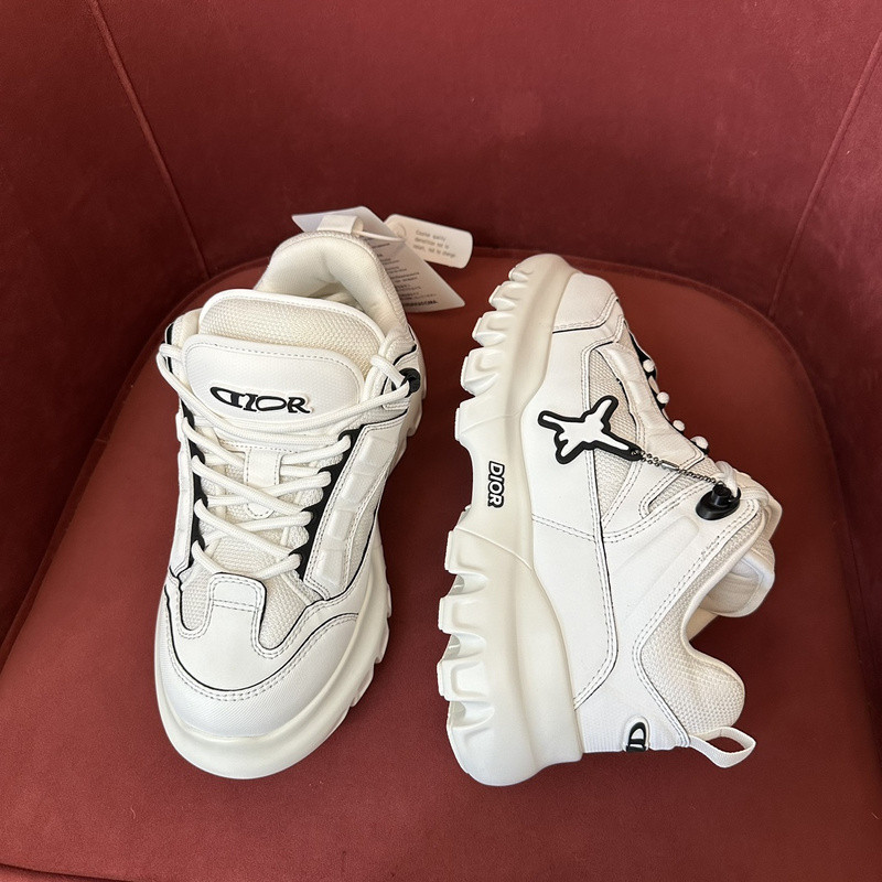 DIO* SNEAKER