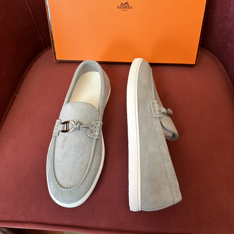 H**me5 sneaker