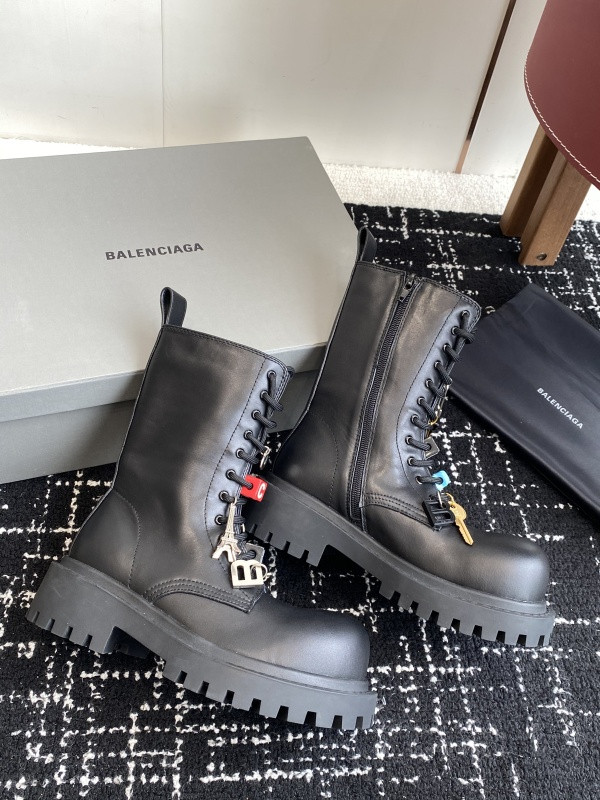 BC BOOTS