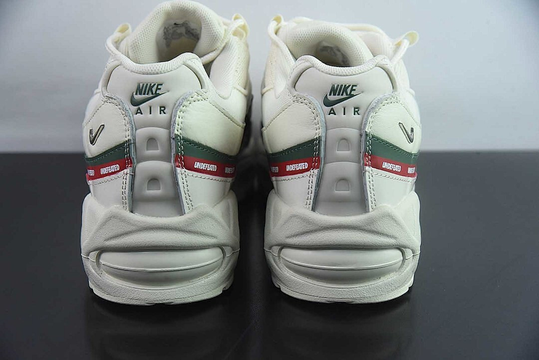 Nike x Undefeated Air Max 95
