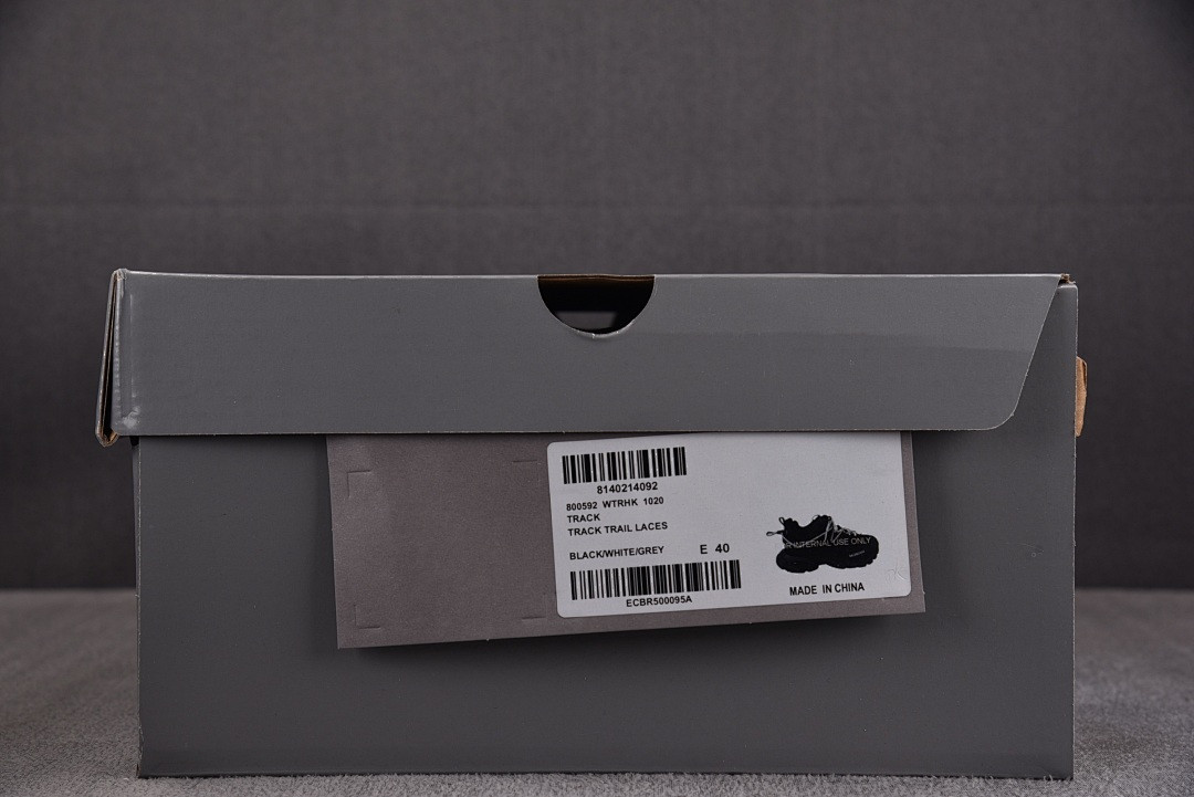 BC TRACK SNEAKER
