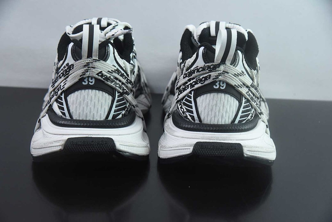 BC 3XL SNEAKER