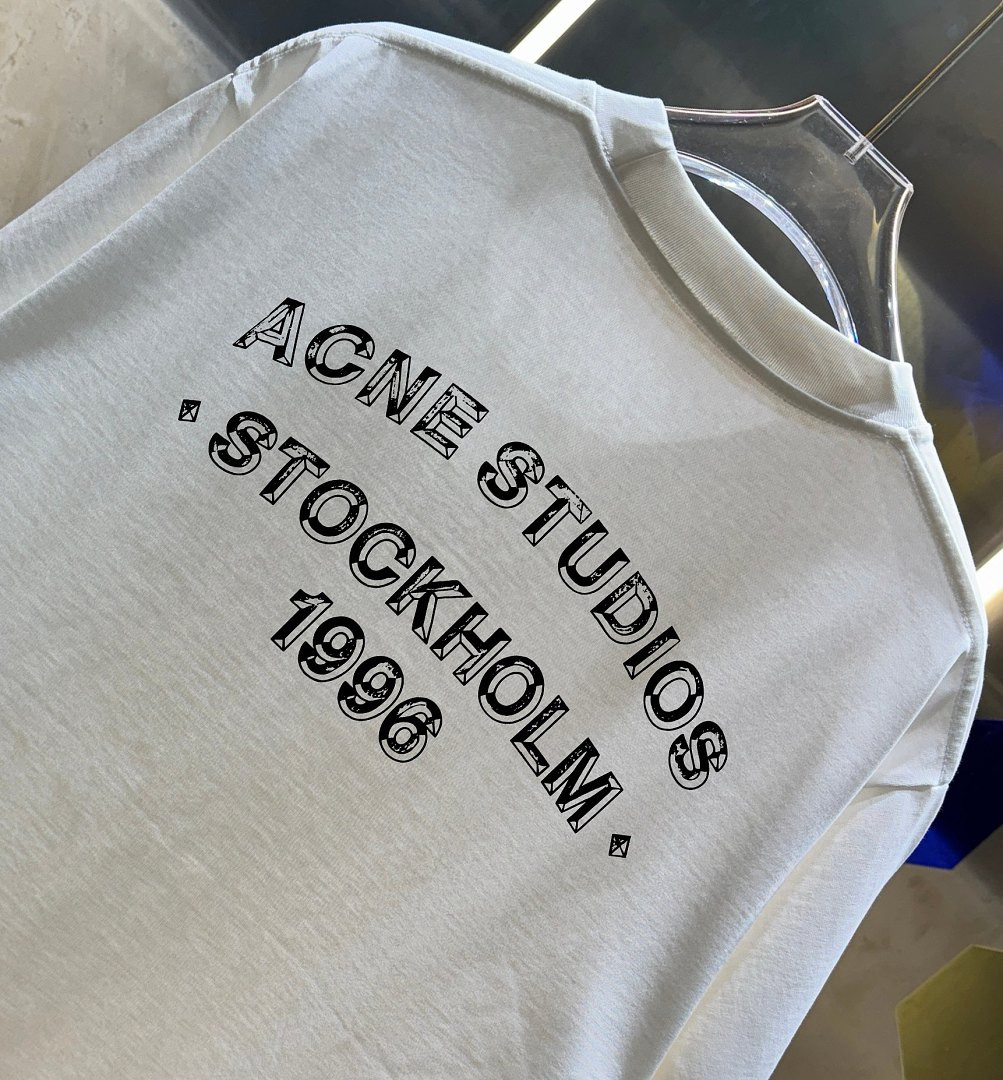 Acne Studios