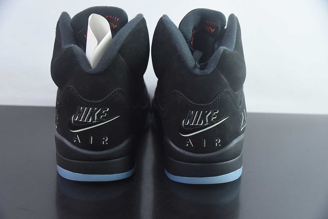 Air Jordan 5 Retro