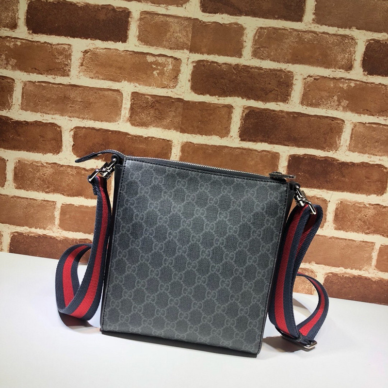 G*u*i shoulder bag