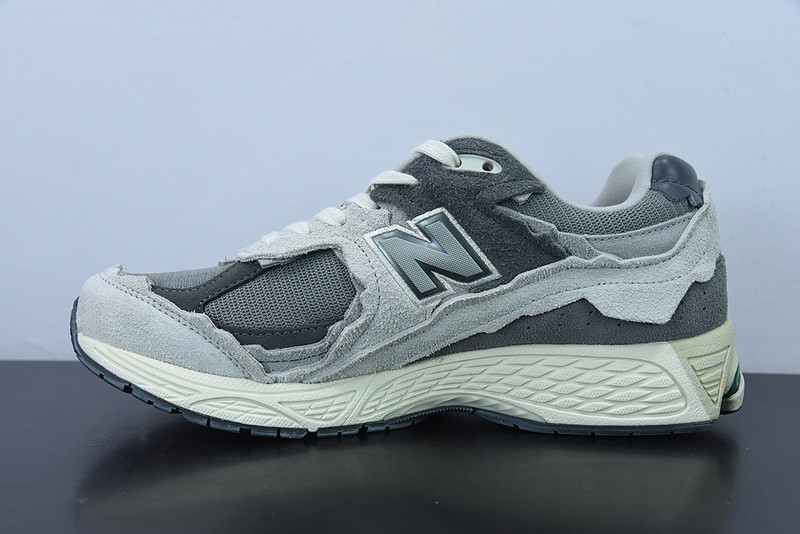 new balance sneaker
