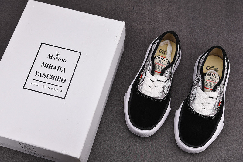 Ma*s*n mihara yasuhiro sneaker
