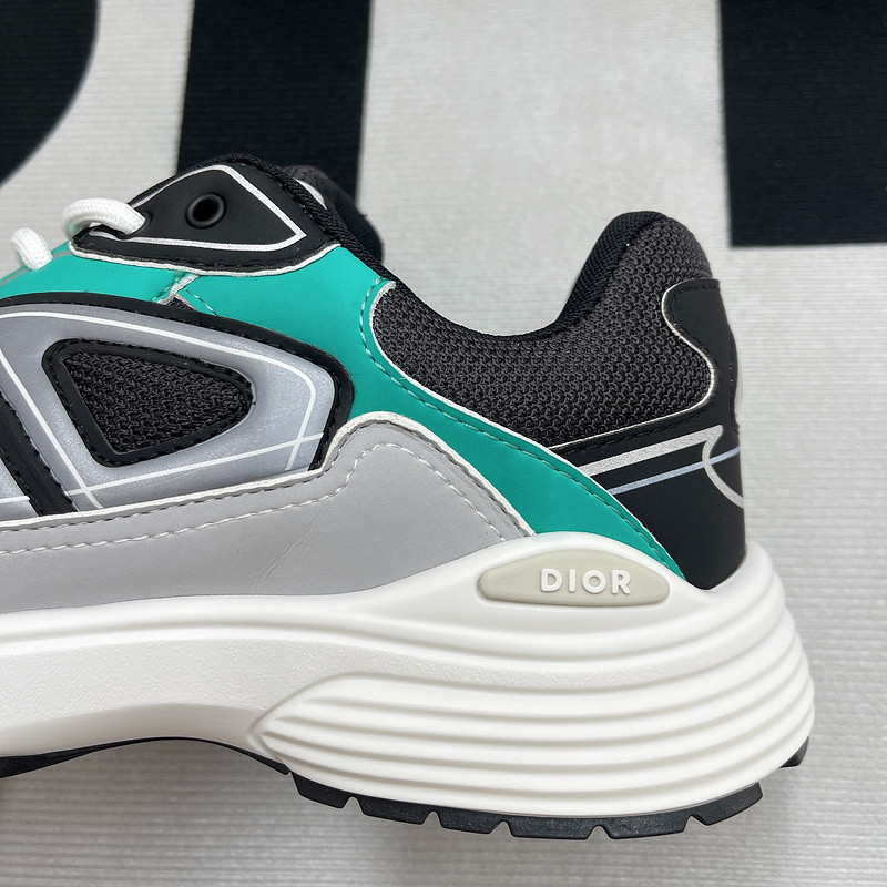 dio* sneaker