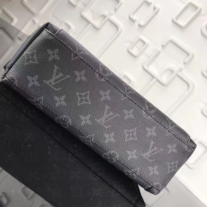 LVT PURSE