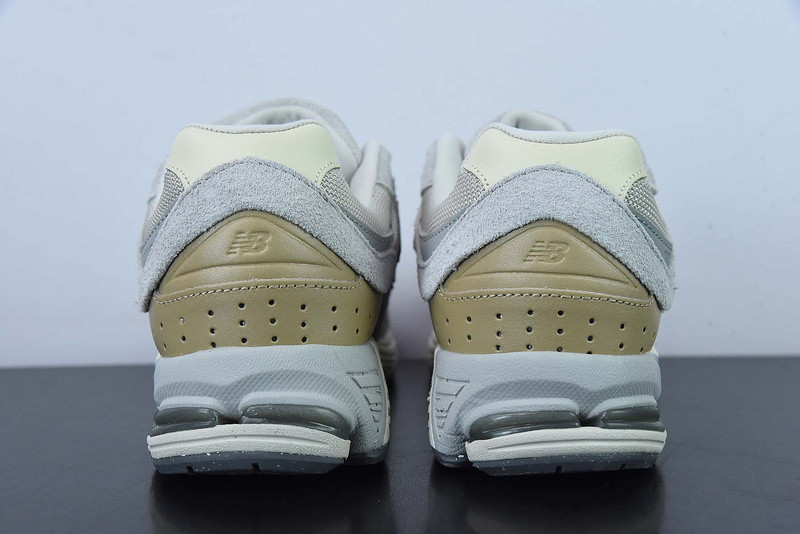 new balance sneaker