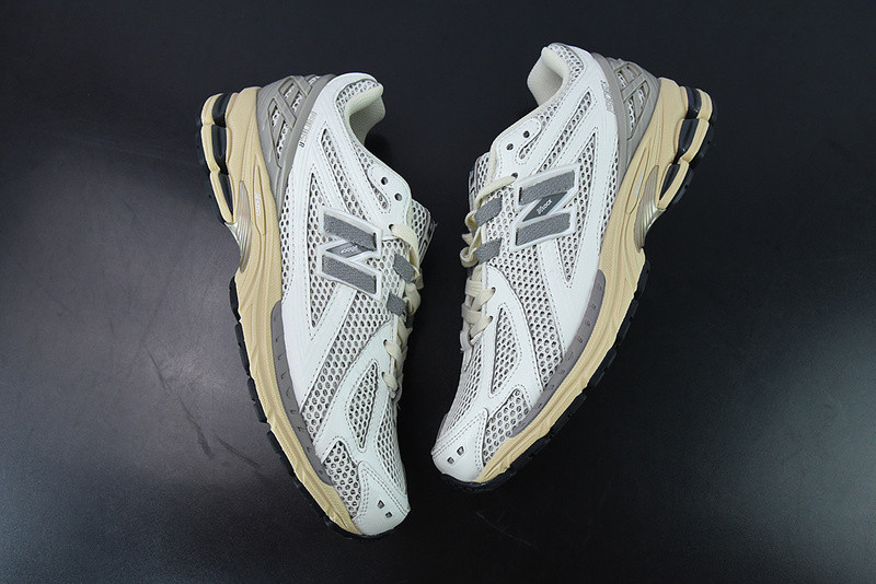 new balance sneaker