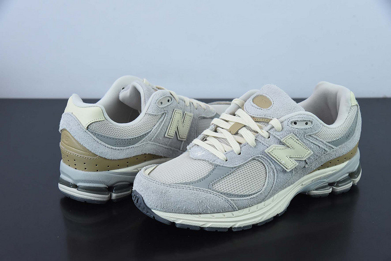 new balance sneaker
