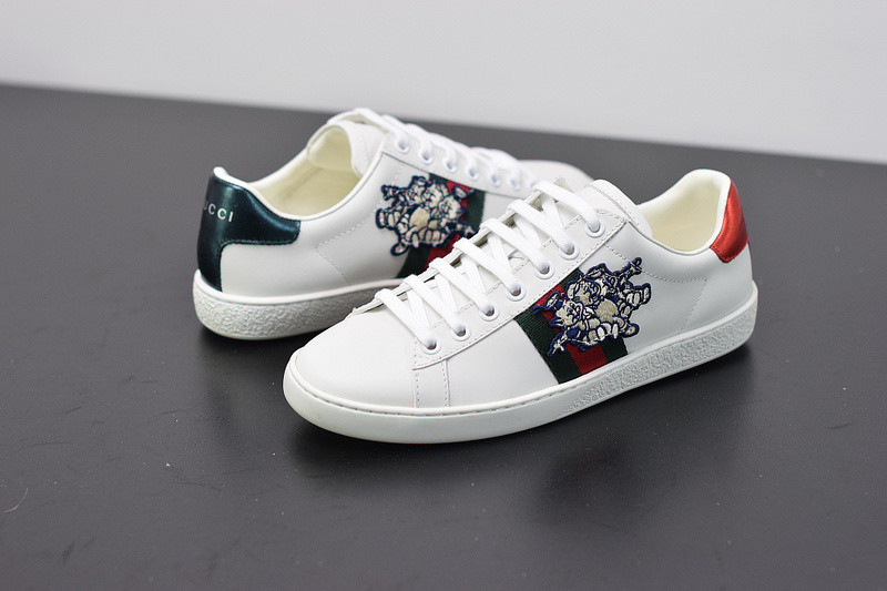 g*u*i ace embroidered low-top sneaker