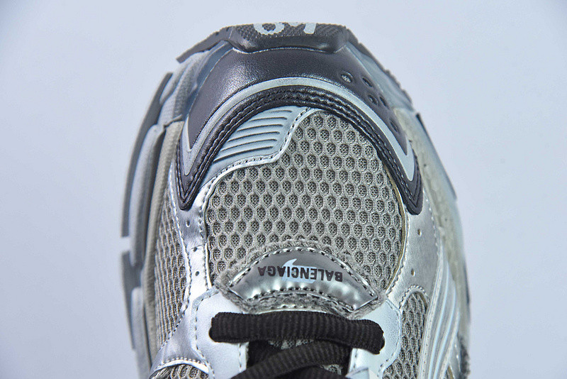 Ba*len*cia*ga runner sneaker