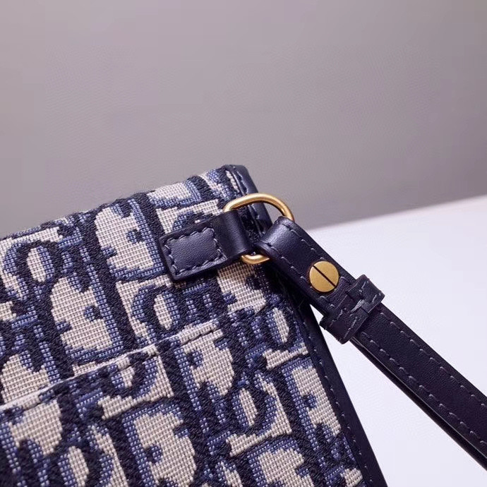 D10r bag
