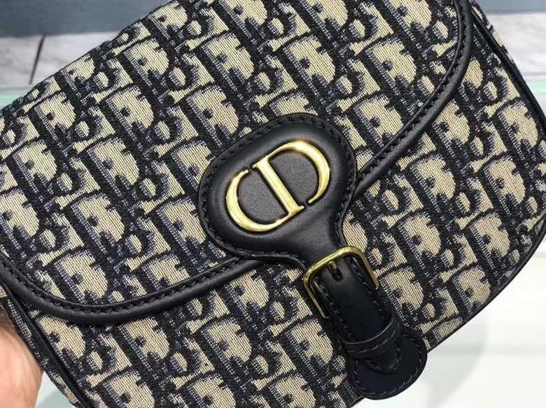 D10r bag