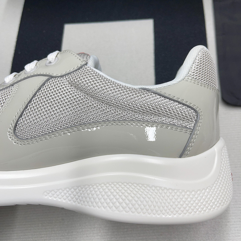 pr sneaker