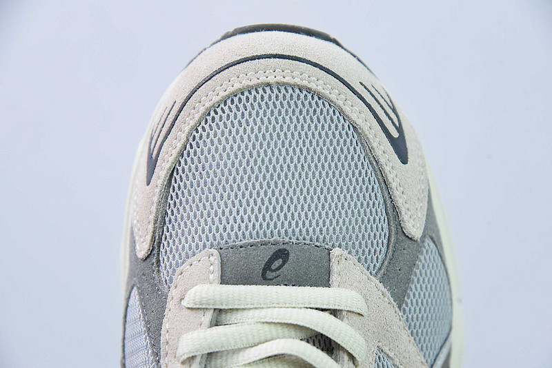 As*ic*s gel 1130