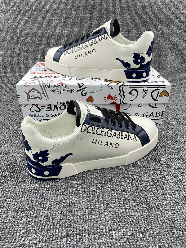 dg sneaker