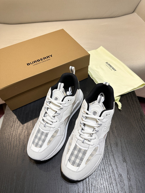 B**rry sneaker