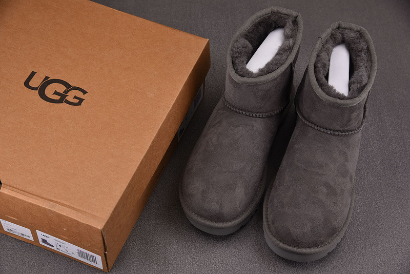 UGG