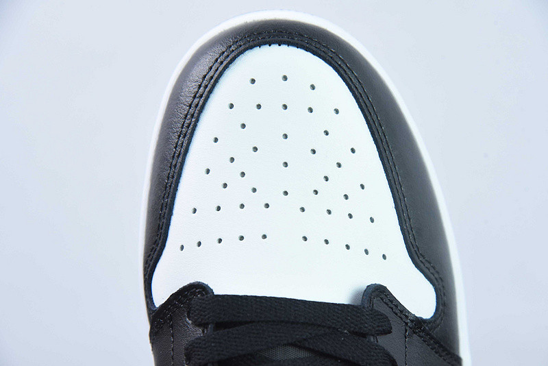 Air Jordan 1 Low “Orca” 553558-043