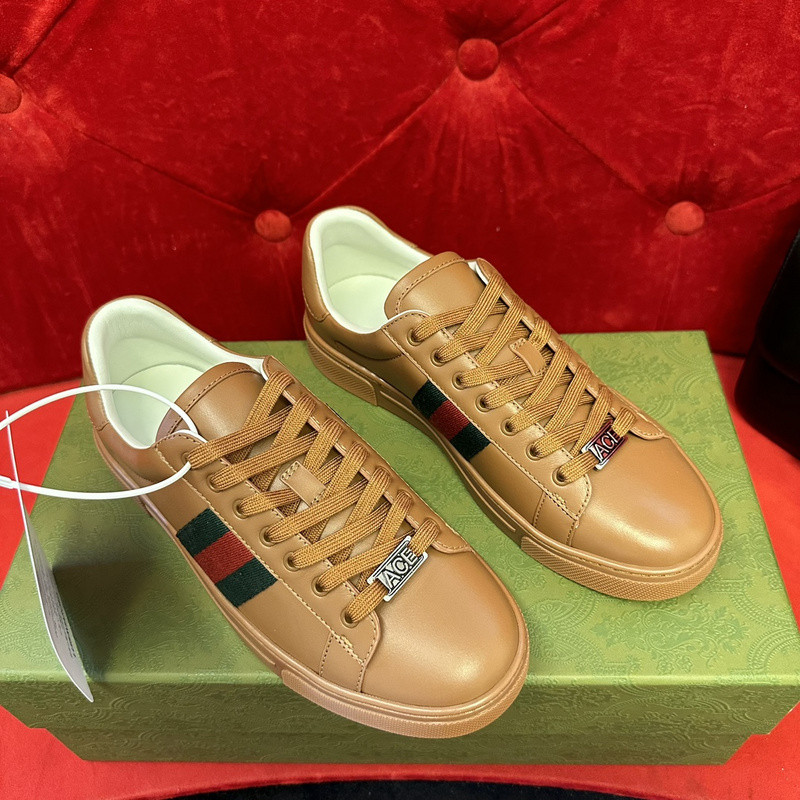 G*u*i sneaker