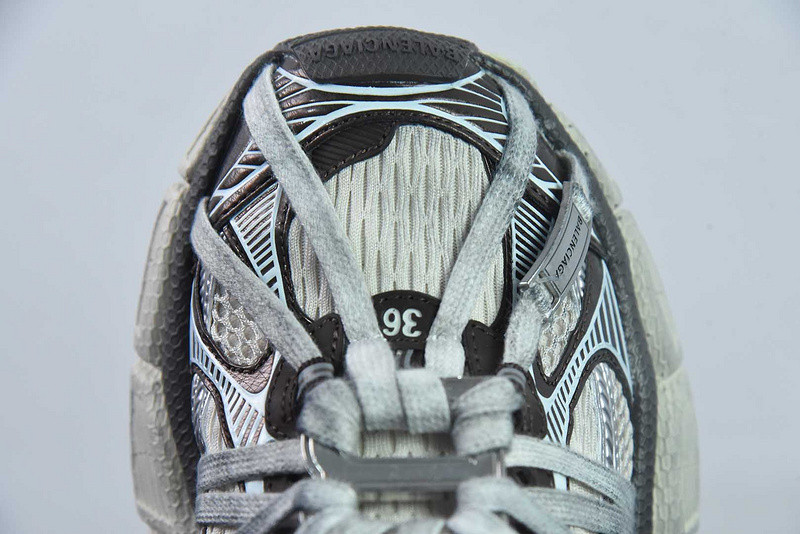 BC 3XL SNEAKER
