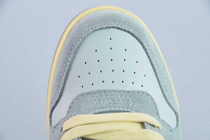 OF™ C/O VIRGIL ABLOH OUT OF OFFICE LOW-TOP LEATHER SNEAKERS ‘OOO“