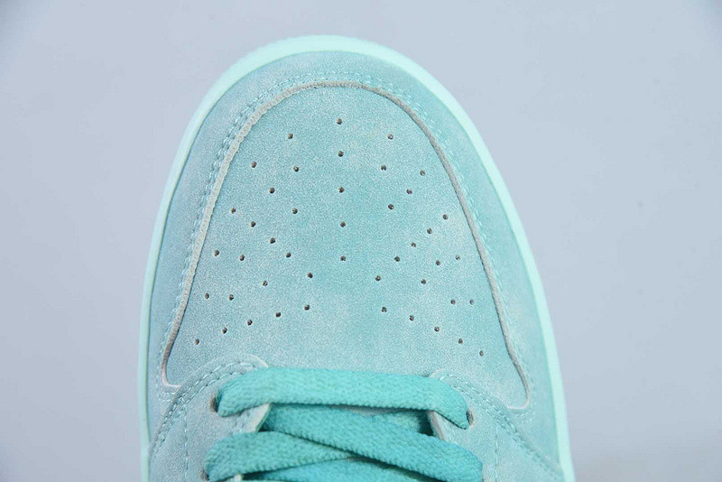 Air Jordan 1 Retro Low OG