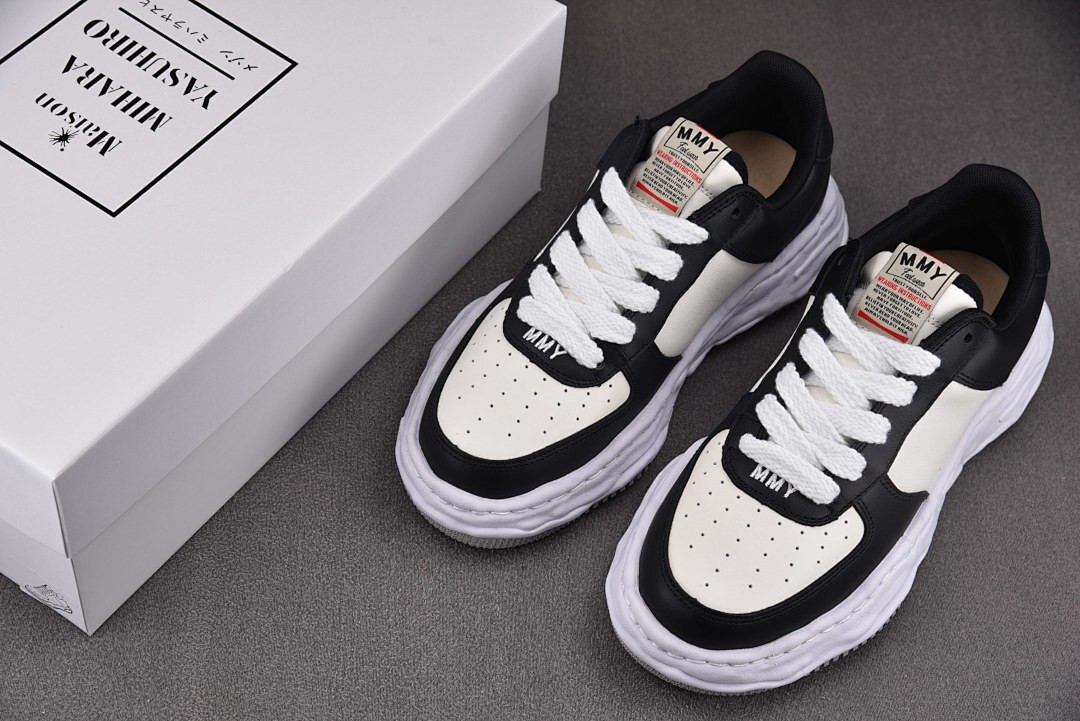 Ma1s0n MIHARA YASUHIRO Sneaker