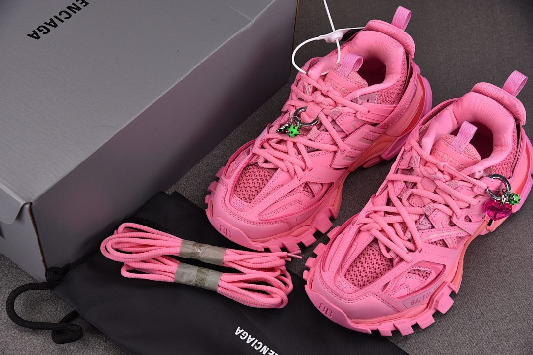 BC TRACK SNEAKER