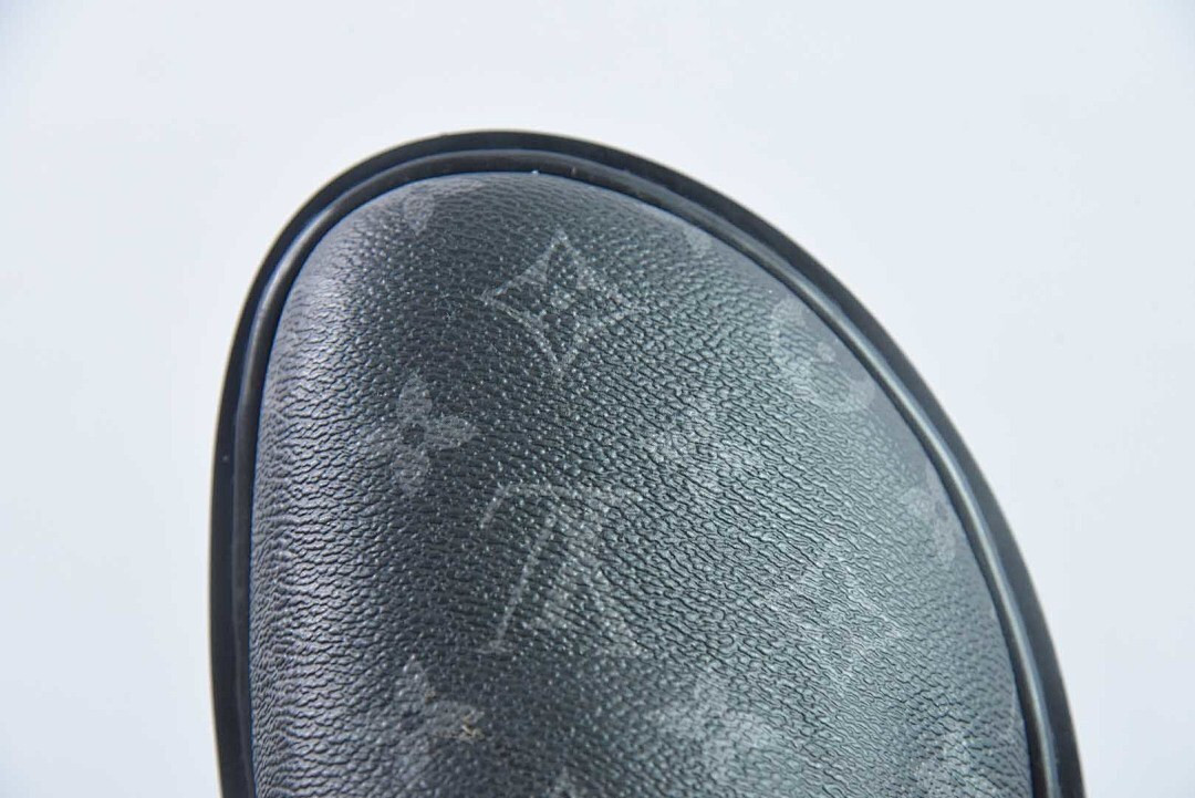 LVT SANDALS