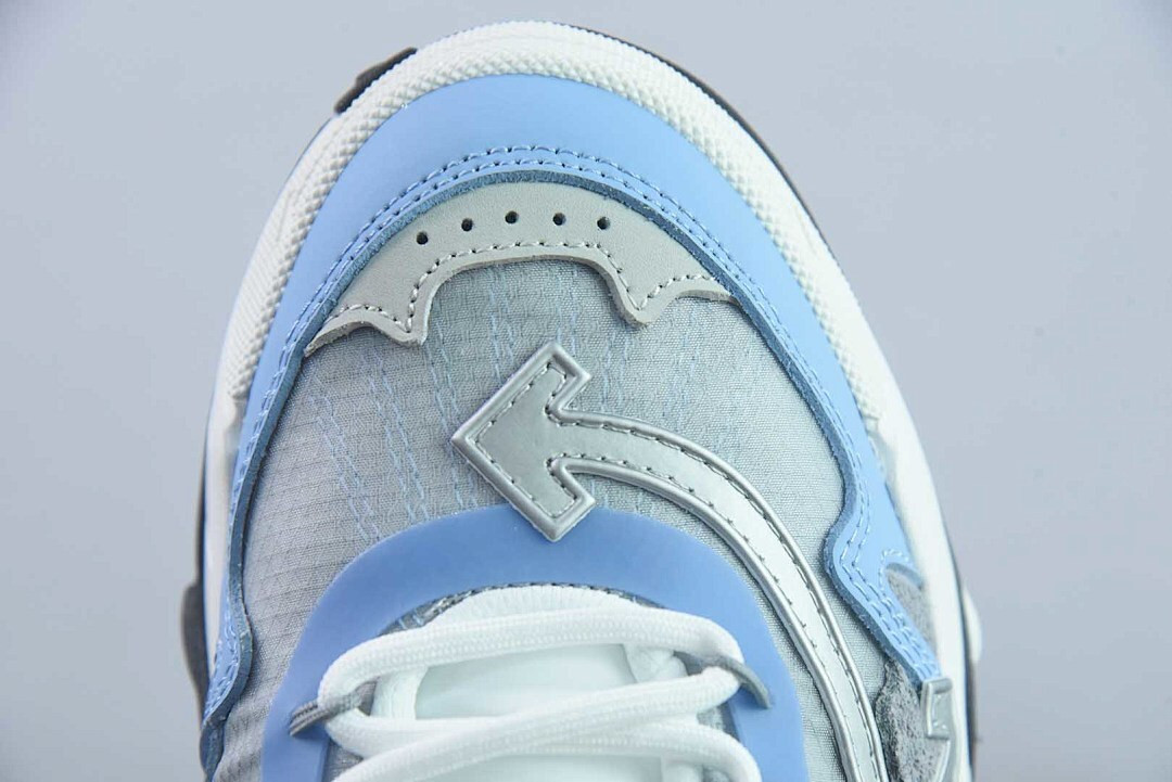 OF C/O ODSY-1000 SNEAKER