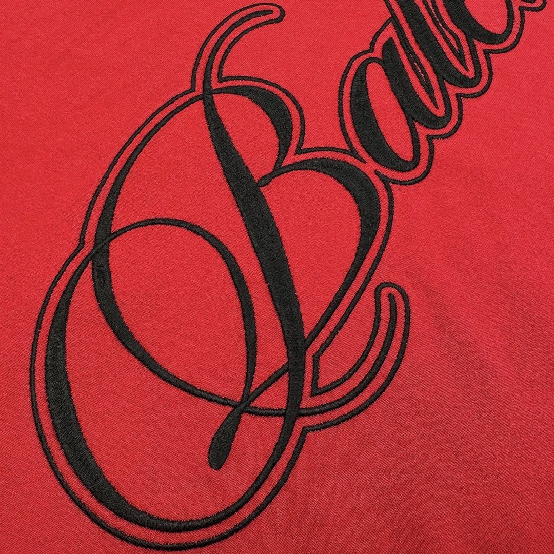 Ba1en*iaga Clothes