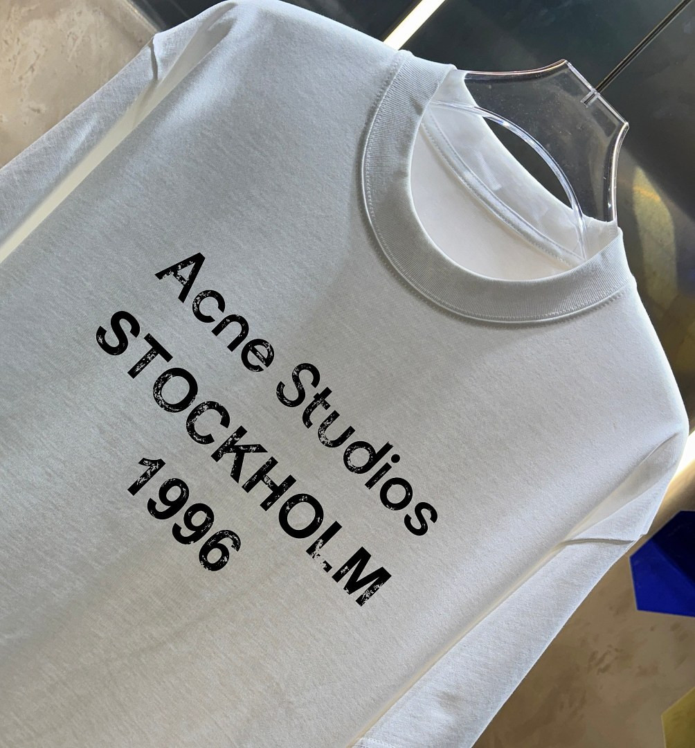 Acne Studios