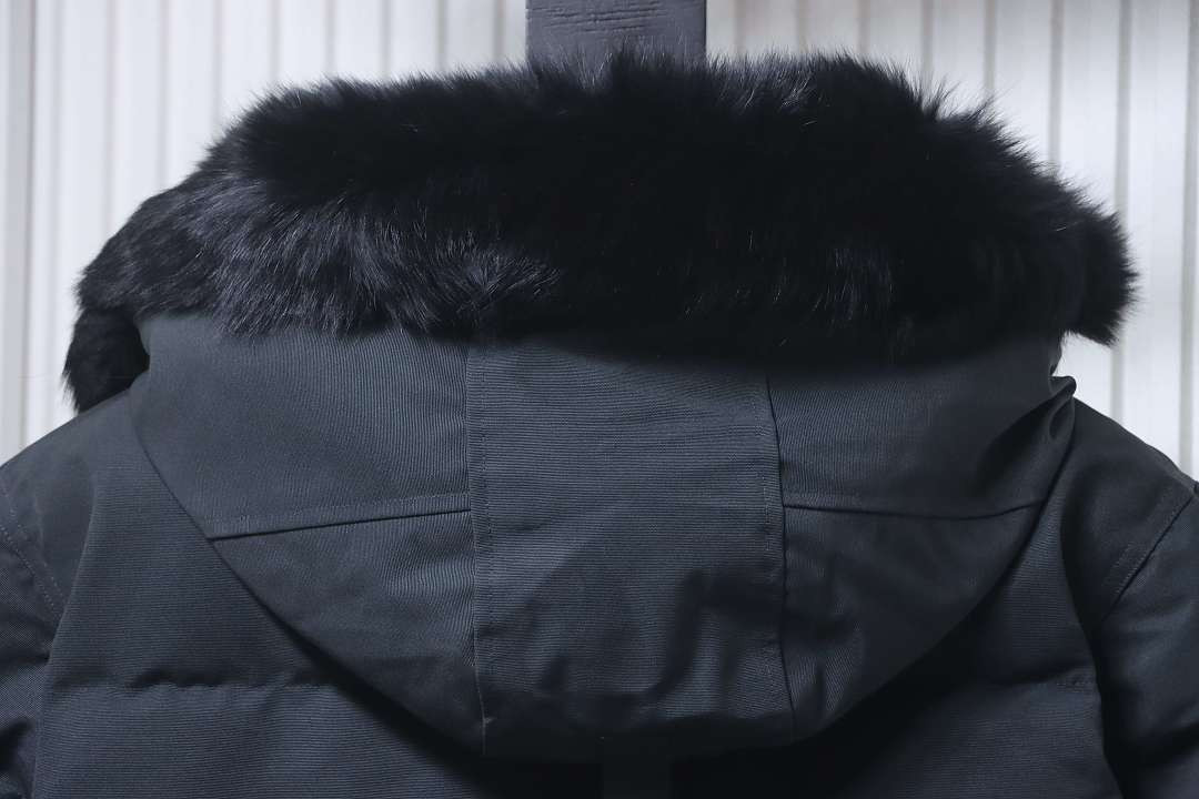 Moose Knuckles