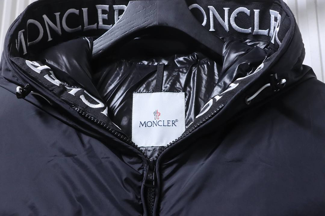 Moose Knuckles