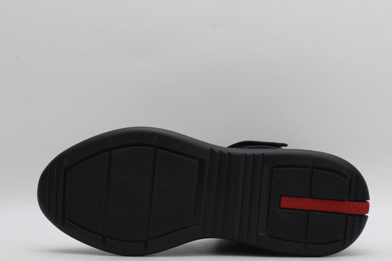 pr sneaker