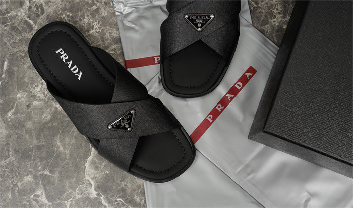Pra*a sandals