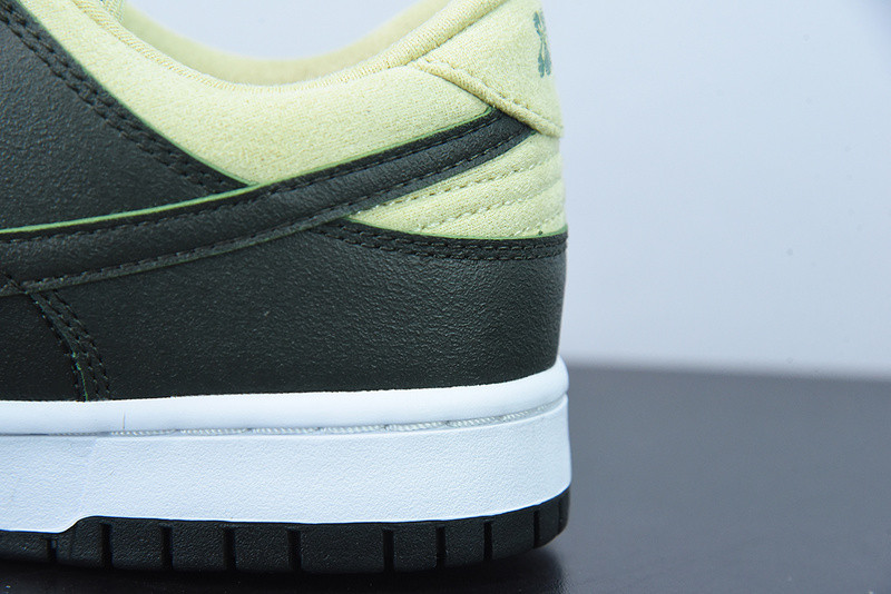 nike dunk low avocado dm7606-300