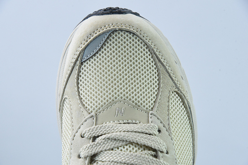 new balance sneaker