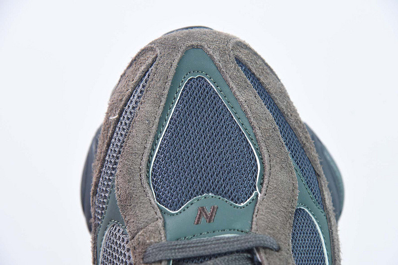 new balance sneaker