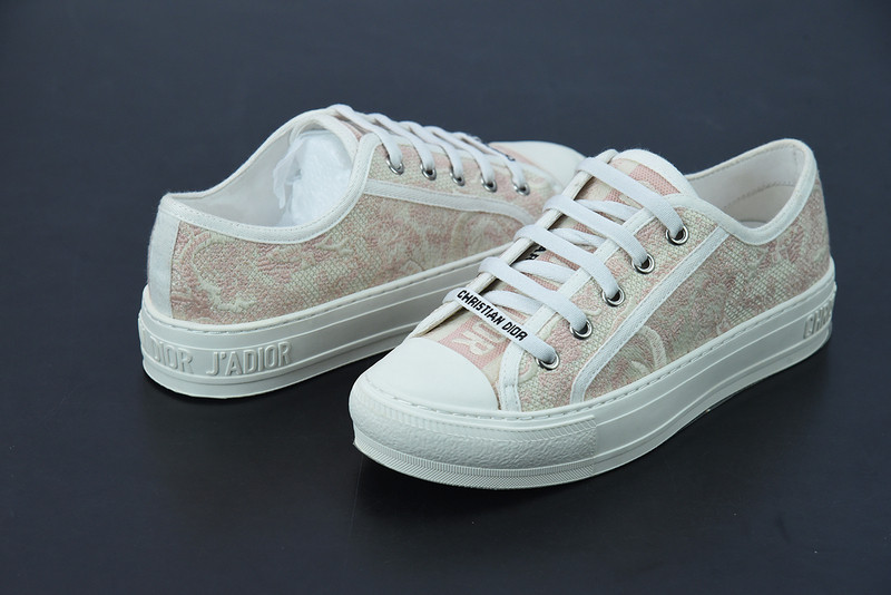dio* x converse sneaker